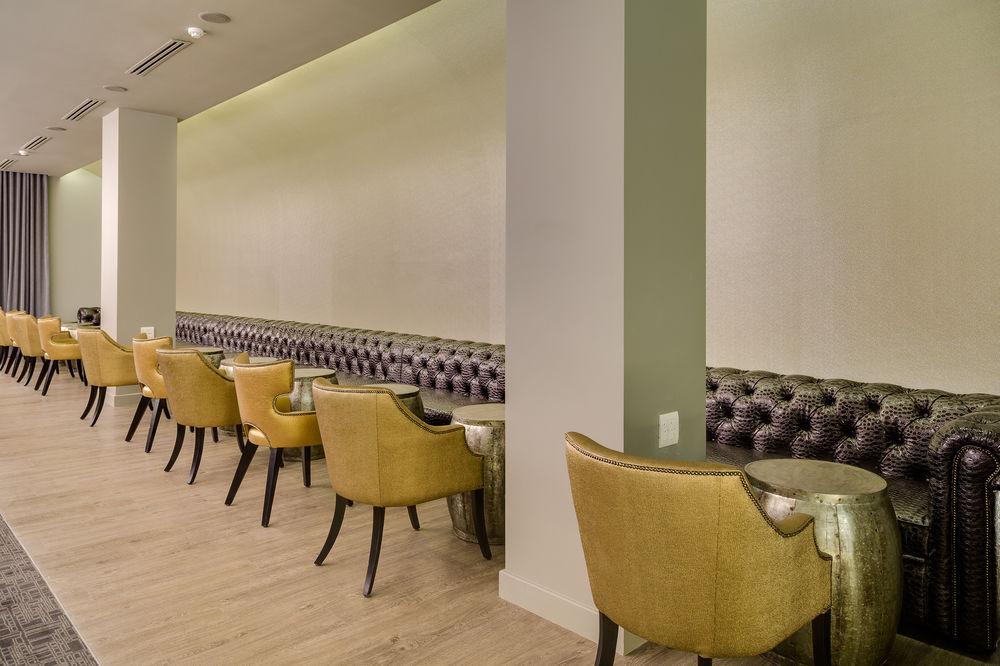 Protea Hotel Fire & Ice! By Marriott Pretoria Menlyn Eksteriør bilde