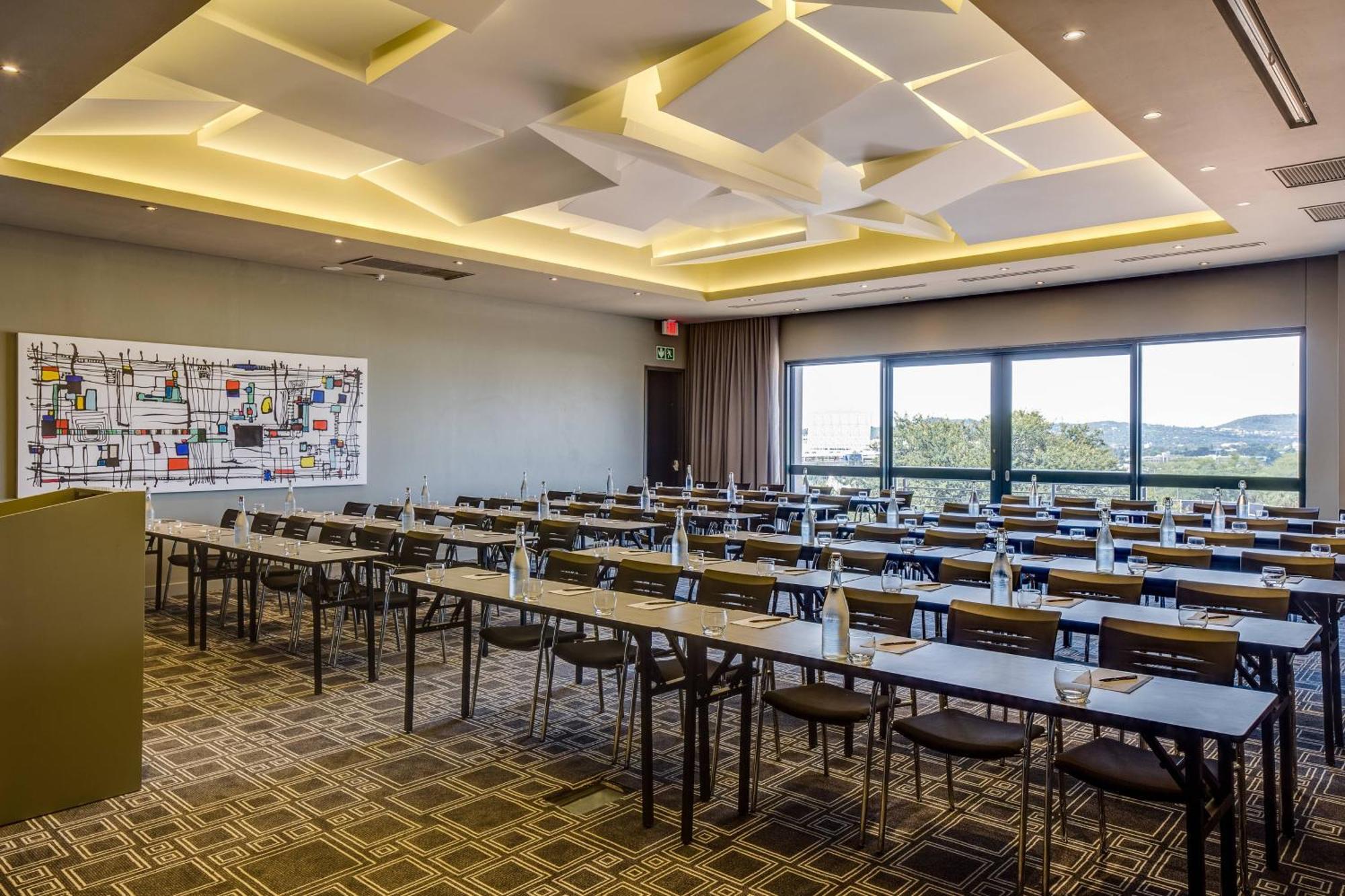 Protea Hotel Fire & Ice! By Marriott Pretoria Menlyn Eksteriør bilde