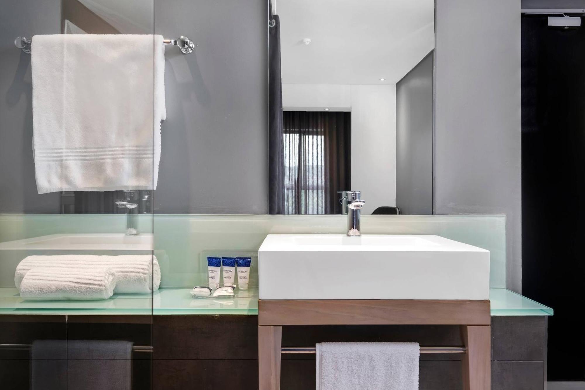 Protea Hotel Fire & Ice! By Marriott Pretoria Menlyn Eksteriør bilde