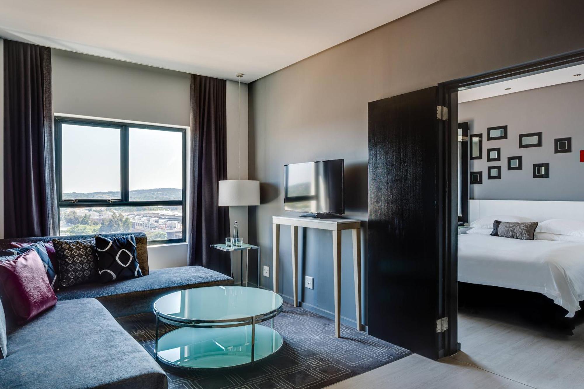 Protea Hotel Fire & Ice! By Marriott Pretoria Menlyn Eksteriør bilde